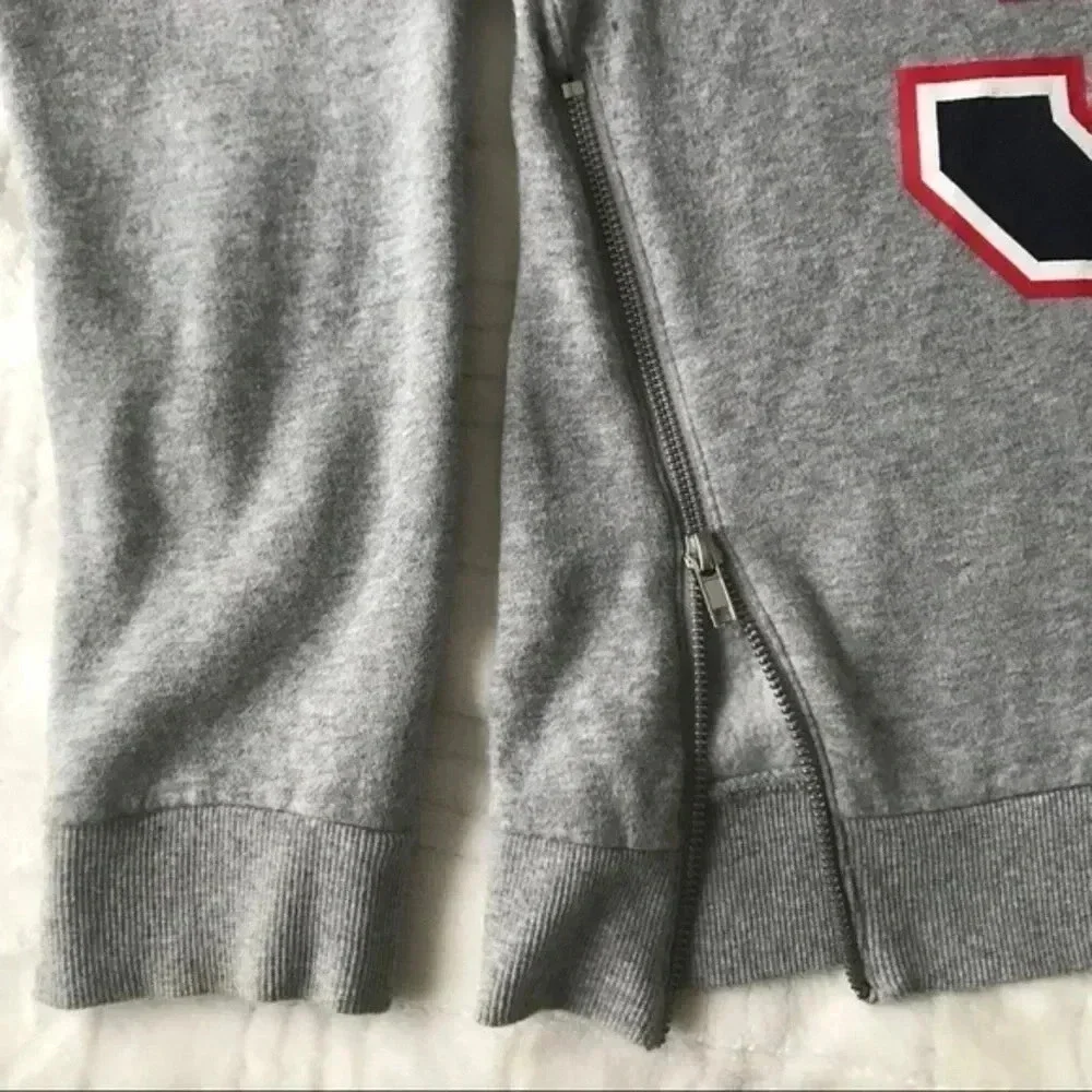 H&M zippered sweatshirt​​ - Picture 2 of 3